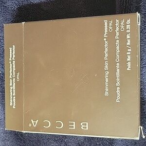 DISCONTINUED BECCA Shimmering Skin Perfector Pressed Highlight OPAL